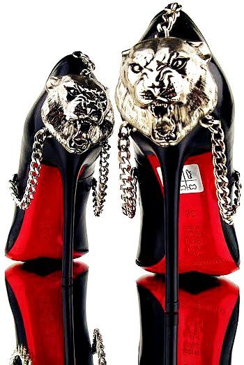 Lion high heels. OBSESSED @Emerald Tanner Sepatu Pump, Mode Shoes, Gianmarco Lorenzi, High Heels Boots, Gorgeous Shoes, Red Bottoms, Fabulous Shoes, Crazy Shoes, Shoe Obsession