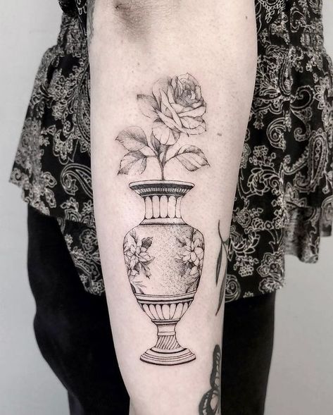 Tattoo work done with EM149 Tattoo work from USA on Instagram: @logan_artstudio @stigma_tattoo_supply Ornate Vase Tattoo, Vase Tattoo, Micro Tattoo, Petit Tattoo, Antique Vase, Tattoo Work, Tattoo Supplies, Flower Tattoo Designs, Word Tattoos