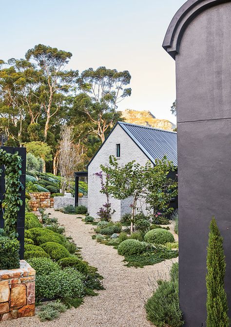 Garden Minimalist Design, Gravel Garden, Farmhouse Garden, Have Inspiration, Mediterranean Garden, Native Garden, Home Magazine, Garden Landscape Design, My Partner