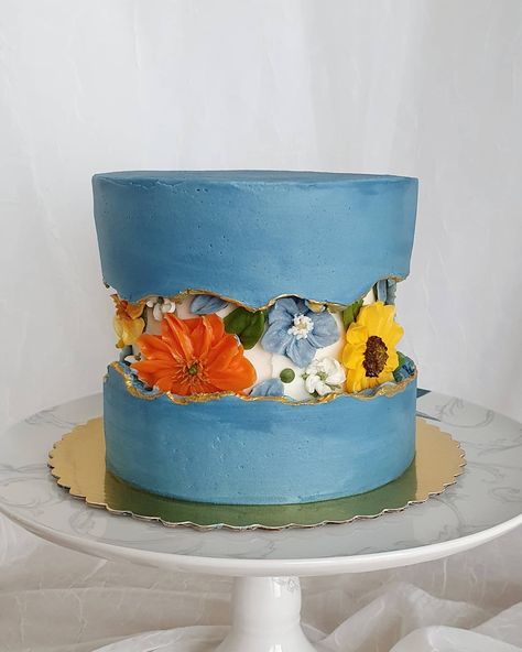 Floral Fault Line Cake, Cake Bola, Fault Line Cake, Cake Styles, Homemade Lemon Curd, Cake Strawberry, Elegant Birthday Cakes, Book Cake, Floral Cupcakes