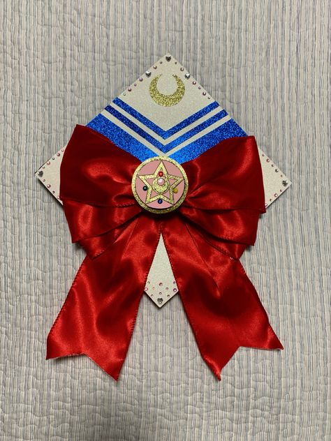 Hxh Graduation Cap, Sailor Moon Grad Cap, Sailor Moon Graduation Cap, Anime Graduation Cap, Graduation Cap Bow, Red Graduation Cap, Graduation Hat Designs, Grad Cap Decorated, Graduation Cap Decoration Diy