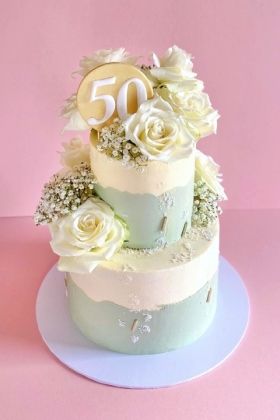 Floral Two Tone Buttercream Cake Lemon Birthday Cakes, Lemon Layer Cakes, Wedding Cake Pearls, Rainbow Birthday Cake, Smooth Cake, Iced Biscuits, Cookie Cake Birthday, Wedding Cake Roses, Winter Wedding Cake