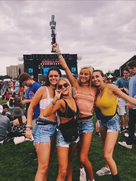 VSCO - oliviablue Look Festival, Fest Outfits, Best Friend Photoshoot, Best Friend Photos, Cute Friend Pictures, Bff Goals, Bestie Goals, Bff Pictures, Gal Pal