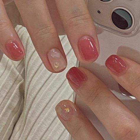 Short Fingernails, Jelly Nail, Minimal Nails Art, Hello Nails, Hippie Nails, Short Gel Nails, Vintage Nails, Plaid Nails, Minimal Nails