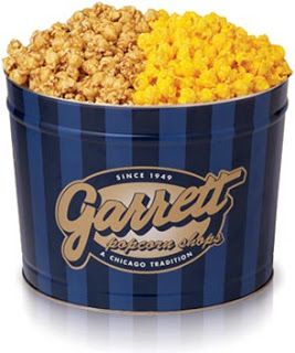 Garrets Popcorn, Chicago Style Popcorn, Garrett Popcorn, Popcorn Recipes Caramel, Popcorn Shop, Chicago Eats, Popcorn Recipe, Food Wishes, Chicago Food