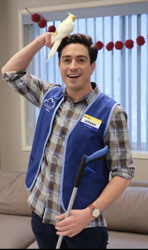 Jonah Simms, Superstore Tv Show, Superstore Tv, Ben Feldman, Cloud 9, Shows On Netflix, Best Series, Game Show, Character Outfits