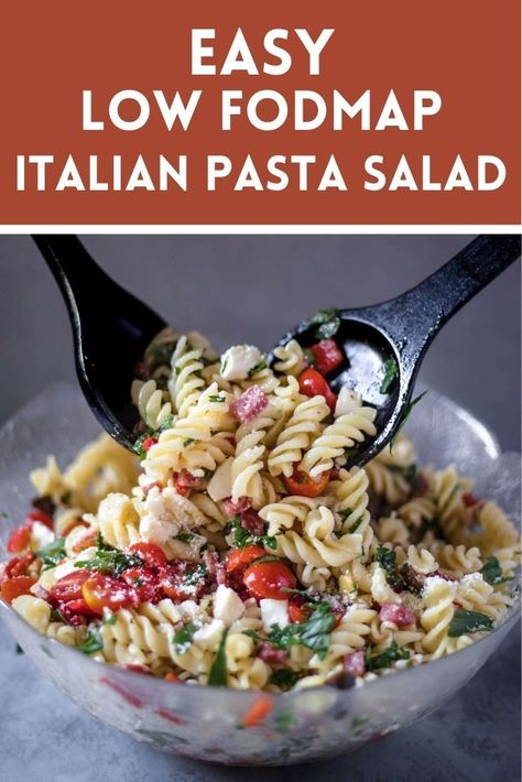 Simple Low FODMAP Italian Pasta Salad, with an option to make it vegan. It's super easy to make, healthy, and IBS Friendly. Low Fodmap Pasta Salad, Fodmap Pasta Salad, Low Fodmap Pasta, Easy Low Fodmap, Fodmap Lunch, Italian Pasta Salad, Creamy Pasta Dishes, Pasta Salad Italian, Free Stories