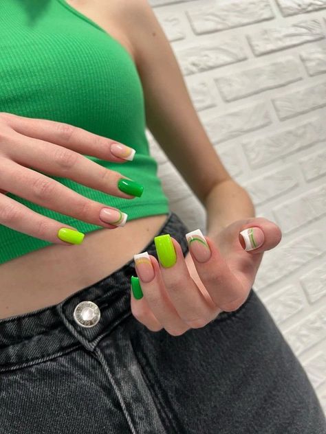 Ferxxo Nails Ideas, Square Nail Designs Green, Ferxxo Nails, Multicolored Nails, Hippie Nails, Nail Repair, Shellac Nails, Nails 2023, Minimalist Nails