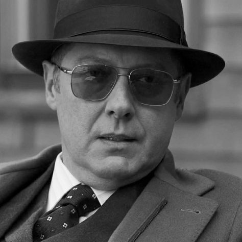 Redington Raymond, The Blacklist Reddington, Blacklist Reddington, James Spader Blacklist, James Spader Young, Elizabeth Keen, Dc Comics Vs Marvel, Megan Boone, Raymond Reddington