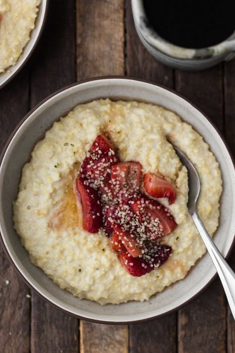 A creamy millet porridge made by cracking millet in a coffee grinder or blender and cooking it with milk. Perfect for sweet and savory breakfast. Morning Porridge, Millet Breakfast, Millet Porridge, Strawberries Recipes, Lectin Free Recipes, Plant Paradox Diet, Lectin Free Diet, Menu Sarapan Sehat, Breakfast Fruit