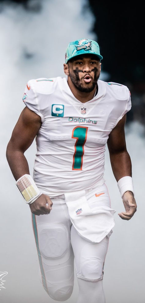 Tua Tagovailoa Dolphins, Tua Tagovailoa Miami Dolphins Wallpaper, Tua Tagovailoa Wallpaper, Dolphins Wallpaper, Miami Dolphins Wallpaper, Miami Dolphins Players, Jaylen Waddle, Nfl Dolphins, Tua Tagovailoa