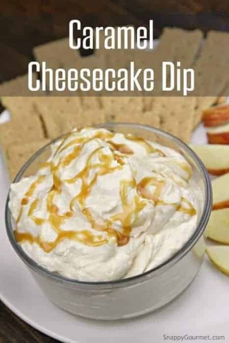 Caramel Cheesecake Dip, an easy dessert dip recipe that tastes like salted caramel cheesecake! Also a great fall snack for kids for dipping fruit and graham crackers! Recipe @SnappyGourmet.com #SnappyGourmet #Dip #Caramel #Cheesecake #Dessert #Snack #kids Thanksgiving Dessert Dips, Cream Cheese Cracker Dip, Easy Caramel Cheesecake, Caramel Cheesecake Dip, Homemade Alfredo Sauce Recipe, Easy Dessert Dips, Caramel Cheesecake Recipes, Cheesecake Dip Recipe, Chocolate Dump Cake