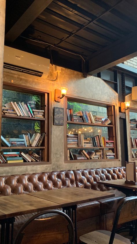 British Cafe Aesthetic, Coffee Shop Bookshelf, Bookshop Cafe Design, Boho Bookstore, Moody Bookstore, Bookshop Cafe Aesthetic, Book Cafe Interior Design, Bookstore Layout, Book Cafe Ideas