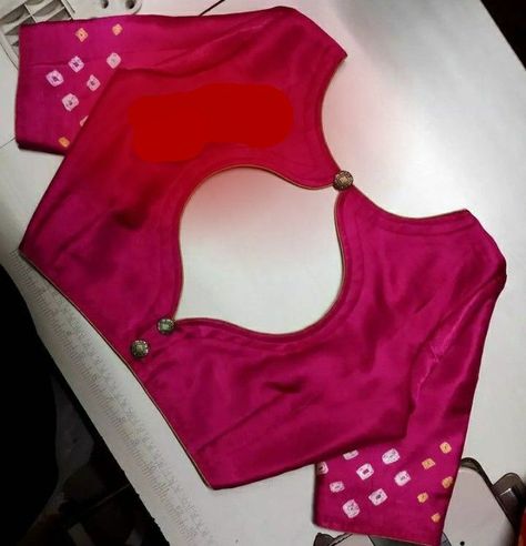 New Blouse Designs 2023 Back, Sky Blue Saree Pink Blouse Designs, Blause Nack Design Back New, Simple Blouse Neck Designs Latest, Blavuj Pettan New Design, Blose Desines Back Latest, Blouse Simple Back Neck Designs, Blavuj Pettan New, Latest Blouse Designs Pattern 2023