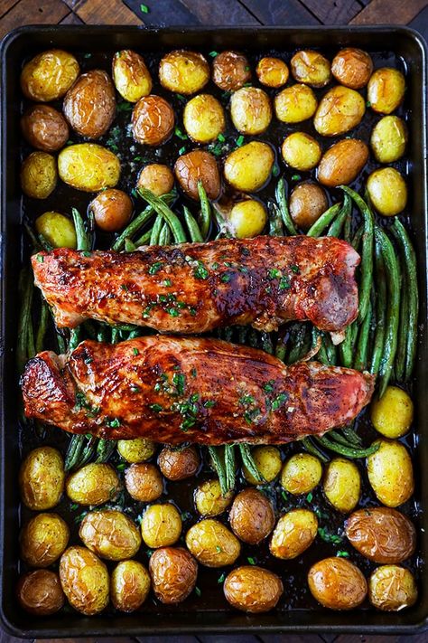 Pork Loin Recipes Sheet Pan, One Pan Pork Loin Dinner, Pork Tenderloin Sheetpan, Sheet Pan Pork Tenderloin Recipes, Pork Loin Sheet Pan Dinner, Pork Tenderloin Sheet Pan Dinner, Best Pork Tenderloin Recipe, Easy Sheet Pan Dinner, Pan Dishes