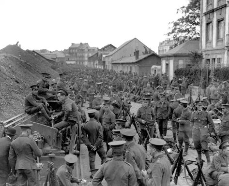 Battle Of Ypres, George Henry, Military Cemetery, Military Deployment, Military Records, The Descendants, British Soldier, Native American History, British History