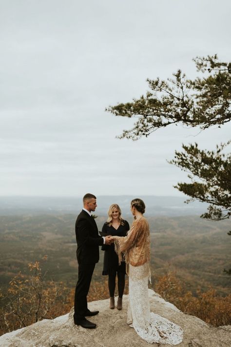 Bald Rock Adventure Wedding at Cheaha State Park in Delta, Alabama Treehouse Wedding, Intimate Elopement Ideas, Alabama Wedding Venues, Eco Friendly Confetti, Alabama Weddings, Intimate Wedding Ceremony, Amazing Sunsets, Pictures Of People, Elopement Locations