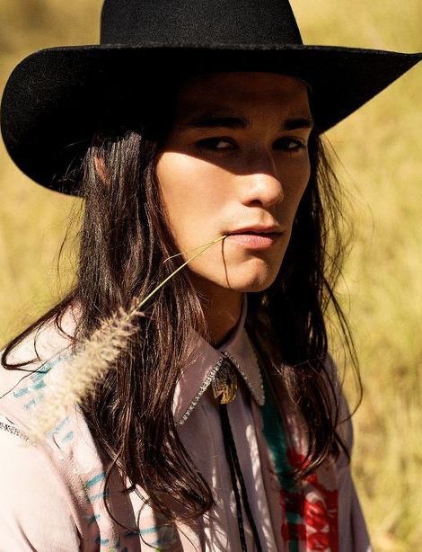 Cowboy Character Design, Face Practice, Booboo Stewart, Native American Men, Autumn Breeze, Nice Guys, Dorian Gray, Descendants, Character Inspiration