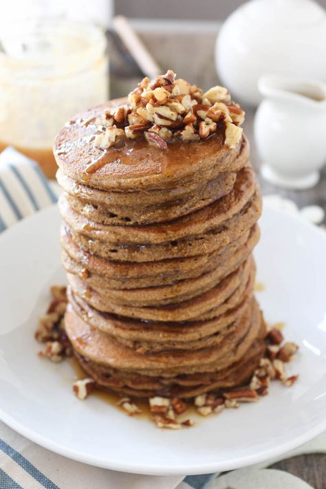 PaleOMG Dirty Chai Fluffy Pancakes Fluffy Pancakes, Paleo Breakfast, Breakfast Pancakes, Convenience Food, Allergy Free, Pancake Recipe, Coconut Flour, Paleo Recipes, Food Videos