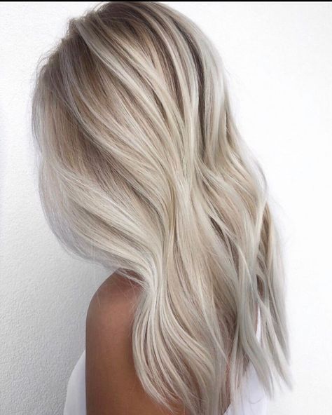 Icy Blonde Hair, Light Blonde Hair, Blonde Hair Inspiration, Blonde Hair Shades, Blonde Hair Looks, Winter Hair Color, Winter Hair, Hair Shades, Platinum Blonde Hair