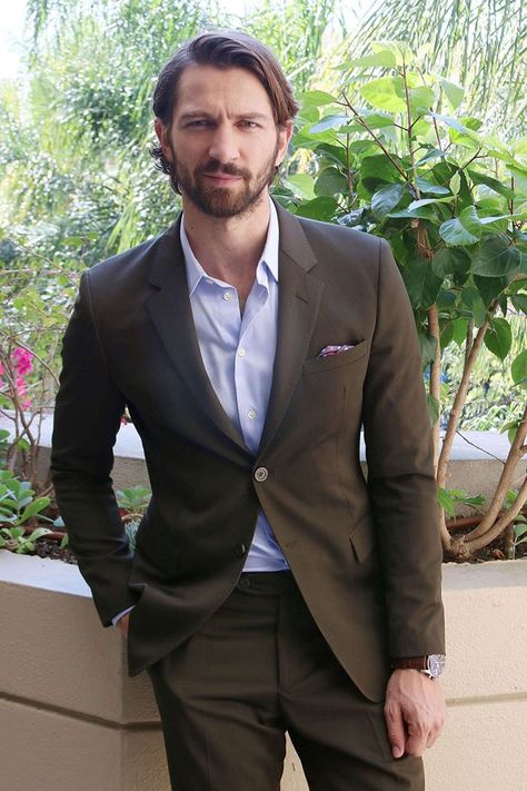 Michiel Huisman - 'The Age Of Adaline' Press Conference — a Beverly Hills - L.A. California.(12.04.2015) Michiel Huisman, Age Of Adaline, Most Viewed, Press Conference, Beverly Hills, Suit Jacket, California, Fan, Celebrities