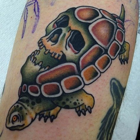 Traditional Turtle Tattoo Design, Old School Turtle Tattoo, American Traditional Turtle Tattoo, Traditional Turtle Tattoo, Designing Tattoos, Predator Tattoo, Tortoise Tattoo, Trad Tattoos, Jerry Tattoo