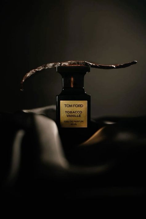 TOM FORD TOBACCO VANILLE Eau De Parfum | Aesthetic Perfume Parfum Aesthetic, Aesthetic Perfume, To Smell Good, Tom Ford Perfume, Earthy Fragrance, Men's Fragrance, Warm Fragrance, Spicy Fragrance, Woody Fragrance