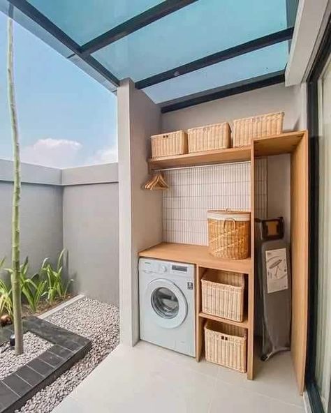 Outdoor Laundry Rooms, Laundry Room Lighting, Balcony Ideas Indian, Stylish Laundry Room, Laundry Room Renovation, Smart Home Design, Bathroom Remodel With Tub, Small Balcony Ideas, Laundry Room Design