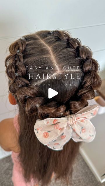 Yohana Hall on Instagram: "This is the hairstyle that Charlee had the day of her preschool graduation 🥹 I did this hairstyle on Charlee yesterday and so many of you wanted the tutorial so here it is 🫶 should I try to do the same hairstyle on Julia? 

#hairstyle #cutehair #cutehairstyle #hairtutorial #gourgeoushair #hairgoals #backtoschoolhairstyles #hairideas #hairinspiration #girlmom #hair" Kids Picture Day Hairstyles, School Hairstyles For Kids, Braided Crown Hairstyles, School Hair, Preschool Graduation, Crown Braid, Back To School Hairstyles, Favorite Hairstyles, Girl Mom