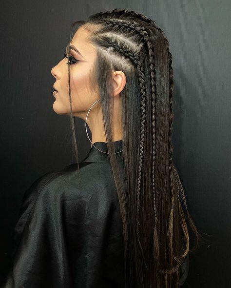 Rave Hair, Beautiful Braided Hair, Viking Hair, Bangs Hairstyles, Vlasové Trendy, Hairstyles For, Cool Braid Hairstyles, Summer Hairstyles For Medium Hair, Cool Braids