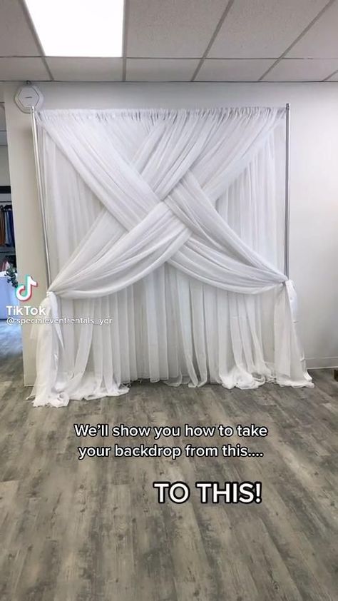 Curtain Backdrop Wedding, Curtain Backdrop, Panelling Hallway, Backdrop Diy, Idee Cricut, Tafel Decor, Diy Wedding Backdrop, Curtain Backdrops, Wedding Backdrop Design