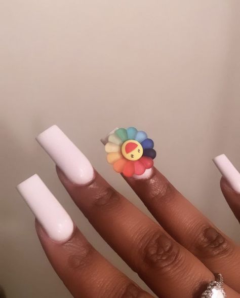 Murakami Nails Short, Takashi Murakami Acrylic Nails, Takashi Murakami Nails, Murakami Nails, Birthday Baddie, Plain Acrylic Nails, Bow Nail Art, Bow Nail, Hard Nails