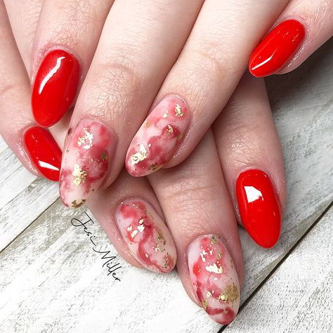 Red Nails Marble Design, Red Marble Nails Acrylic, Marble Red Nails, Unique Nails Designs, Red Marble Nails, Lydia Deets, Nails Marble, Red Nails Glitter, Nails Hand Painted