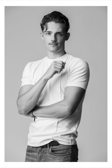 Male model poses in white t-shirt Male Photoshoot Poses Indoor, Worship Photoshoot, Male Studio Photoshoot, Male Portrait Pose Reference, Male Headshot Poses, Male Model Poses, Male Photoshoot, Male Headshots, Male Portrait Poses