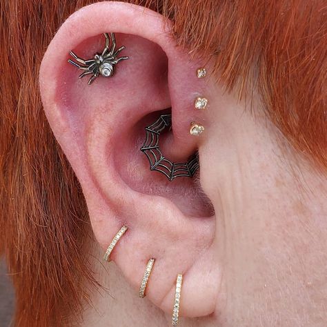 Black Daith Piercing, Charlotte Web, Kimberly Johnson, Flat Piercing, Daith Earring, Daith Piercing, Gold Black, Ear Piercings, A Black