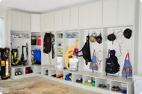 Bike helmet & gear storage locker room style! Cool idea for a garage makeover! Gear Room Organization, Kids Bike Storage, Garage Lockers, Gear Room, Small Space Organization, Garage Makeover, Bike Storage, Garage House, Diy Garage