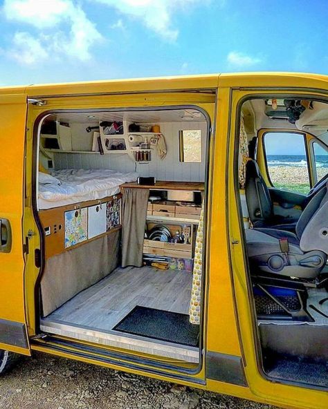 Best Interior Design Ideas for Camper Van - The Architecture Designs Kombi Food Truck, Kombi Motorhome, Caravan Home, Camper Hacks, Road Travel, Kombi Home, Caravan Interior, Van Life Diy, Campervan Interior