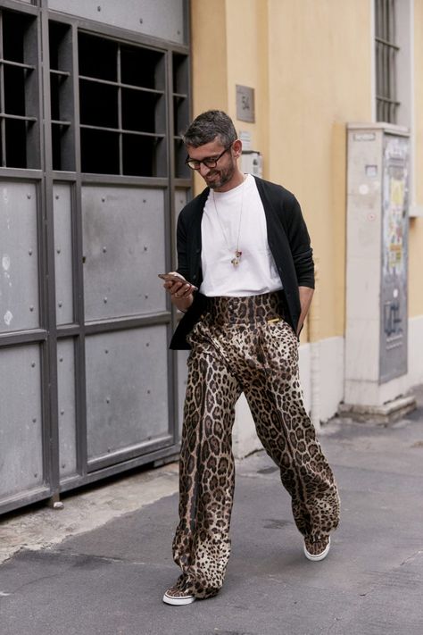 The Best Street Style Looks from Milan Fashion Week - FASHION Magazine Simone Marchetti, Milan Fashion Week Spring 2020, Fashion Week Spring 2020, Milan Street Style, Mens Casual Outfits Summer, Stockholm Street Style, Best Mens Fashion, Milan Fashion Weeks, The Best Street Style