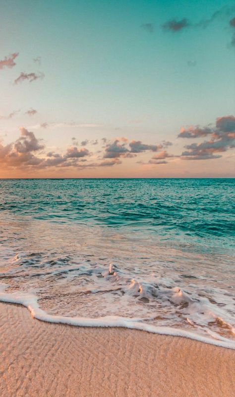 Scenery Wallpaper Hd, Beach Phone Wallpaper, Sea Scenery, Ocean Waves Photography, Waves Photography, Iphone Wallpaper Landscape, Ocean Wallpaper, Beach Wallpaper, Beautiful Locations Nature