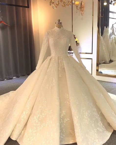 Amanda Novias Wedding Dress on Instagram: “Elegant high neckline long sleeves Muslim wedding dress with nice clear beading  work. Choose  Amanda Novias . We will  never let you  down…” Casual Lace Wedding Dress, Sleeve Wedding Dress Lace, Wedding Dresses With Long Sleeves, Simple Lace Wedding Dress, Vintage Ball Gowns, Dresses With Long Sleeves, Luxury Wedding Dresses, Wedding Dresses Lace Ballgown, Muslim Wedding Dresses