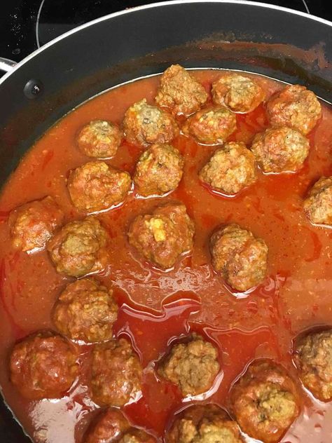 Second Helpings, Please! Is 50. Here's How It Holds Up | Chatelaine Jewish Sweet And Sour Meatballs, Recipes With Ginger Ale, Jewish Meatballs, Ginger Ale Recipe, Meatball Stew, Cocktail Meatballs, Ketchup Sauce, Glazed Meatballs, Sweet And Sour Meatballs