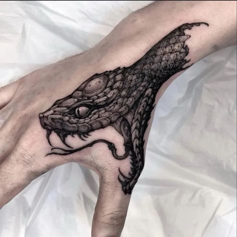 Tattoos Trending, Black Snake Tattoo, Traditional Tattoo Black And White, Snake Tattoos, Bottle Tattoo, Snake Tattoo Design, Creepy Tattoos, Art Magic, Trending Ideas