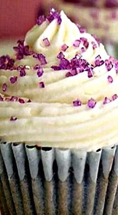 Soda Flavored Cupcakes, Grape Soda Cupcakes, Grape Cake Recipe, Grape Frosting, Grape Cupcakes, Soda Pop Cupcakes, Soda Pop Cake, Cupcakes Flavors, Soda Cupcakes