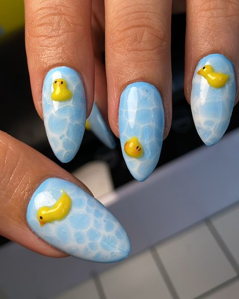 🐣A little revisit to my ducks but different🐥 Kindve obsessed with this toned down (lol) version 🌊 #ducknails #waternails #nailart #nailitmag #nailitdaily #nailitmagazine #showscratch #popsugarbeauty Goose Nails, Nail Tech School, Water Nails, Duck Nails, Cute Simple Nails, Nail Art Designs Videos, Popsugar Beauty, Floral Nails, Nail Tech