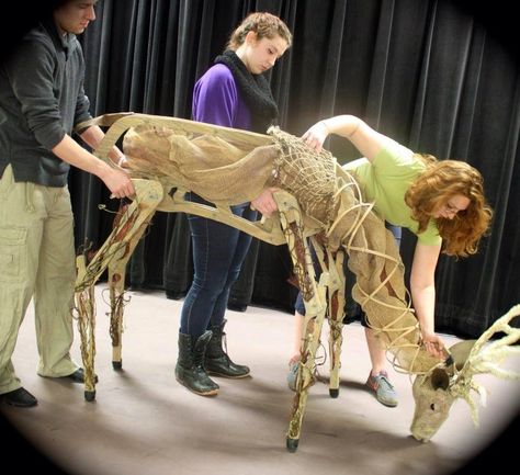 Once Upon A Blog...: Theater: "The King Stag" (A New Production with Puppets from the Creators of "War Horse") Cow Puppet, Puppetry Theatre, Puppet Inspiration, Puppet Costume, Puppet Ideas, Marionette Puppet, Puppet Theatre, Puppet Making, Puppet Theater