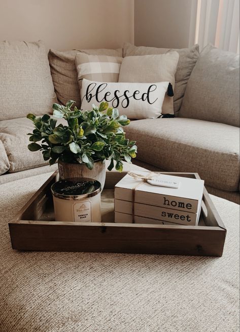 Ottoman Tray Decor Ideas, Table Tray Decor Ideas, Ottoman Tray Decor, Ottoman Coffee Table Decor, Living Room Tray, Farmhouse Coffee Table Decor, Table Tray Decor, Tray Decor Ideas, Coffee Table Decor Living Room