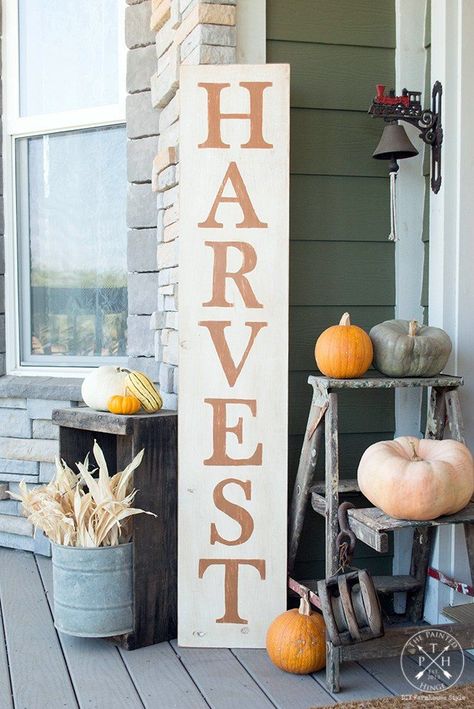 DIY-Harvest-Sign-and-Free-Printable-Letters Harvest Board, Chalk Typography, Letter Stencils Printables, Stencil Lettering, Harvest Sign, Framed Signs, Free Printable Letters, Fall Sign, Diy Letters