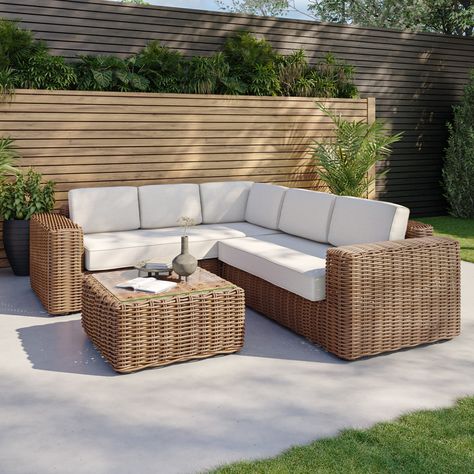 5 Seater Thick Light Rattan Corner Sofa Set with Griege Cushions - Como Garden Relaxing Area Outdoor Seating, Garden Patio Furniture Ideas, Garden Sofa Ideas, Sala Set Design, Outside Furniture Patio, Outside Sofa, Rattan Furniture Outdoor, Minimalist Outdoor Furniture, Wicker Patio Furniture Ideas