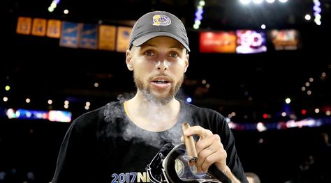 WATCH: Stephen Curry smokes victory cigar on live television after saving it for a year Basketball Tshirt Designs, Stephen Curry Pictures, Nba Stephen Curry, Wardell Stephen Curry, Curry Basketball, Nba Championship, Nba Championships, Larry Bird, Steph Curry