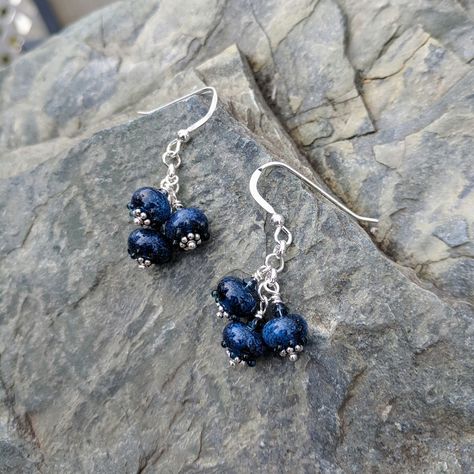 Blueberry Earrings! Darlene Storgeoff Handmade Lampwork Glass Beads Blueberry Earrings, Indie Jewelry, Jewelry Accessories Ideas, Funky Jewelry, Handmade Jewelry Diy, Blue Jewelry, Lampwork Glass Beads, Bead Jewellery, Beaded Jewelry Diy